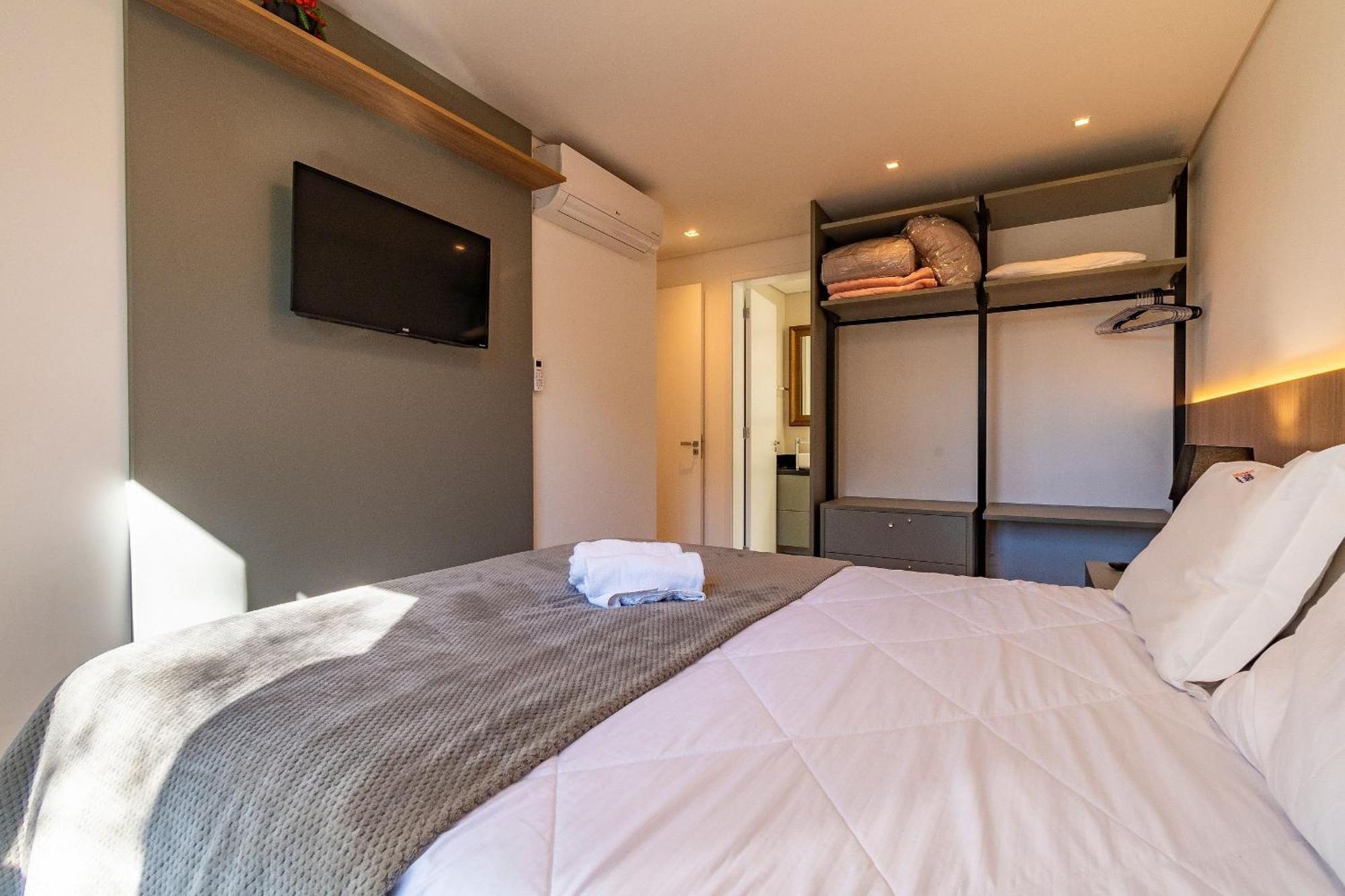 Rosa Apartamento Bav 101 Gramado Esterno foto