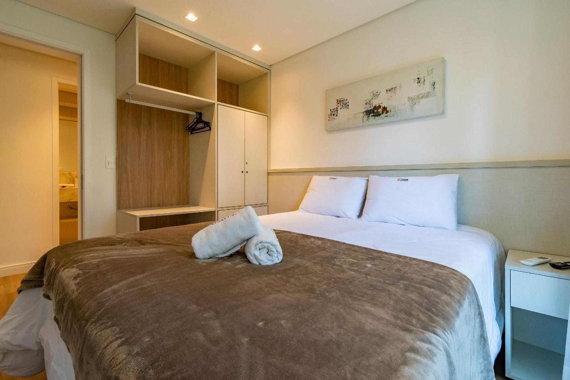 Rosa Apartamento Bav 101 Gramado Esterno foto